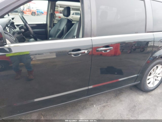 2C4RDGCG7JR265258 Dodge Grand Caravan