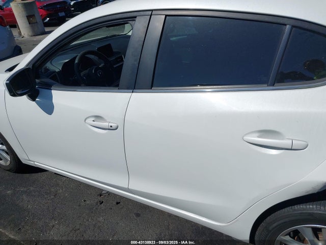 3MZBN1U76HM126764 Mazda pe