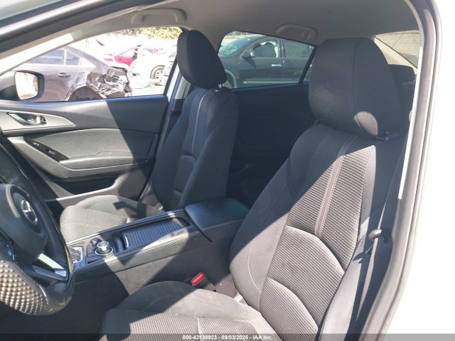 3MZBN1U76HM126764 Mazda pe