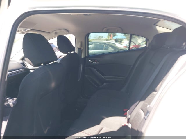 3MZBN1U76HM126764 Mazda pe