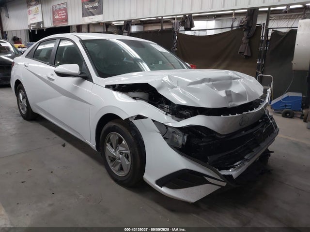 KMHLL4DG6SU054025 Hyundai ELANTRA SE