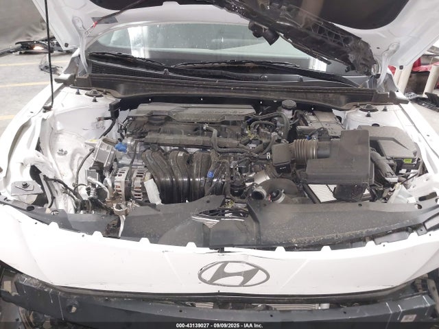 KMHLL4DG6SU054025 Hyundai ELANTRA SE