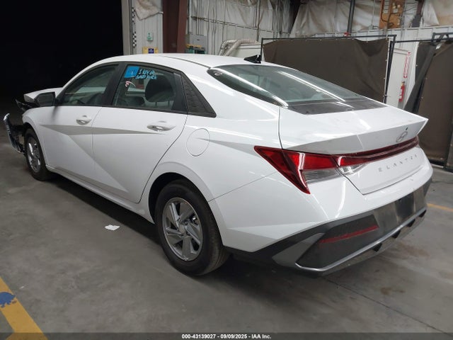 KMHLL4DG6SU054025 Hyundai ELANTRA SE