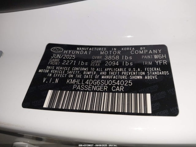 KMHLL4DG6SU054025 Hyundai ELANTRA SE