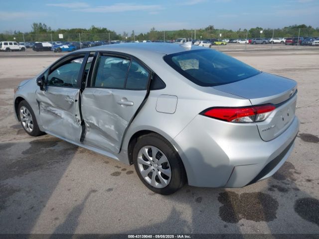 2021 TOYOTA COROLLA 5YFEPMAE6MP205689 Photo 2