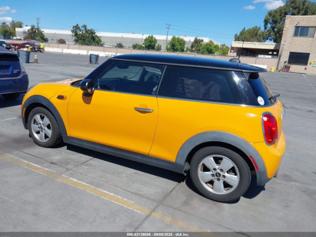 2015 MINI HARDTOP WMWXM5C52F3A57914 Photo 2
