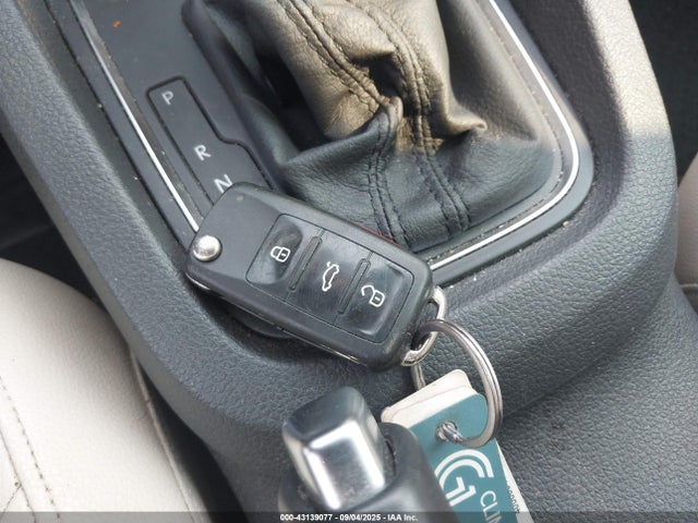 Volkswagen 1.4 tsi 2017 3VWDB7AJXHM310318 Image 11