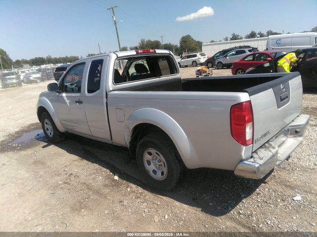 1N6BD0CT5FN745953 Nissan 2015