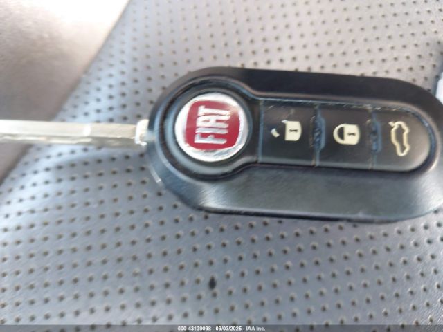 2014 FIAT 500L ZFBCFACH9EZ008865 Photo 10