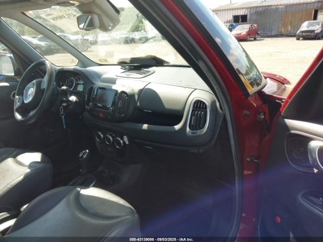 2014 FIAT 500L ZFBCFACH9EZ008865 Photo 4