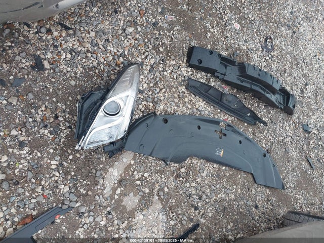 2G61M5S31E9139101 Cadillac lfx