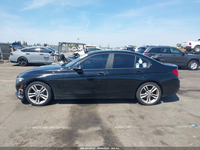 BMW 320i 2016 WBA8E1G53GNU12192 Image 14