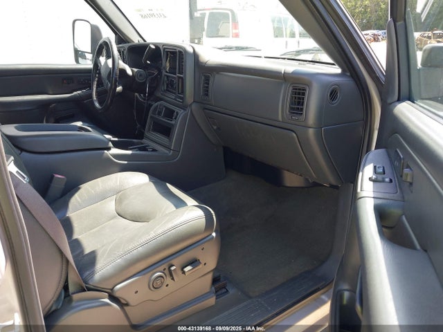 Продаж на аукціоні авто 2005 Gmc Sierra 3500 Slt, vin: 1GTJK332X5F905198, номер лоту: 43139168