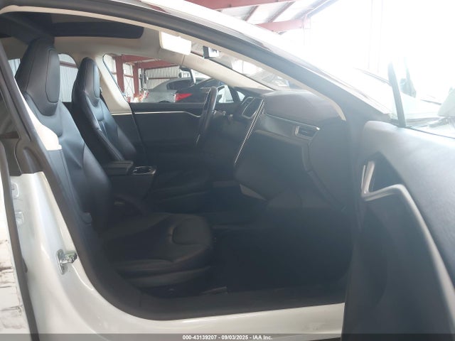 2013 TESLA MODEL S 5YJSA1DN1DFP20688 Photo 4