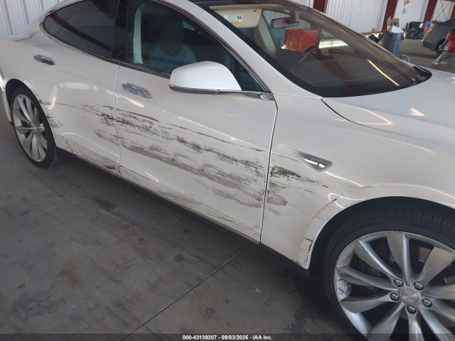 2013 TESLA MODEL S 5YJSA1DN1DFP20688 Photo 5
