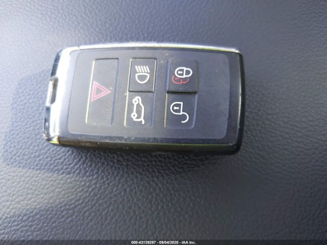 2021 JAGUAR F-PACE SADCJ2EX7MA668331 Photo 10