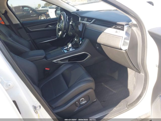 2021 JAGUAR F-PACE SADCJ2EX7MA668331 Photo 4