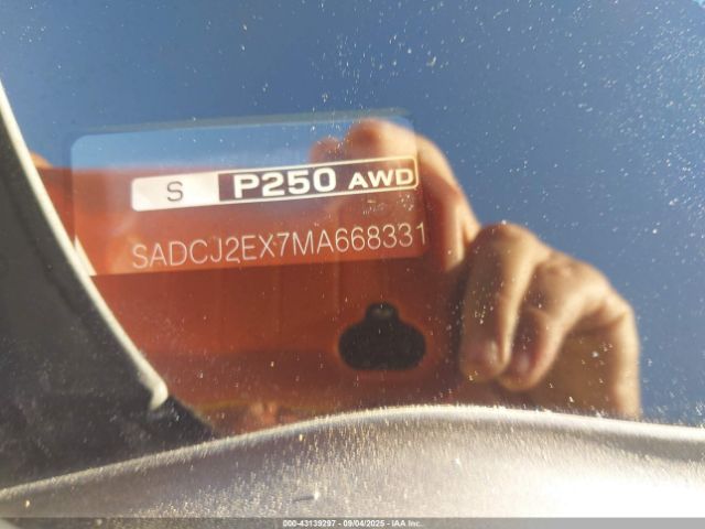 2021 JAGUAR F-PACE SADCJ2EX7MA668331 Photo 8