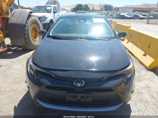 JTDBCMFE4P3011845 Toyota 2zr-fxe, 1vm