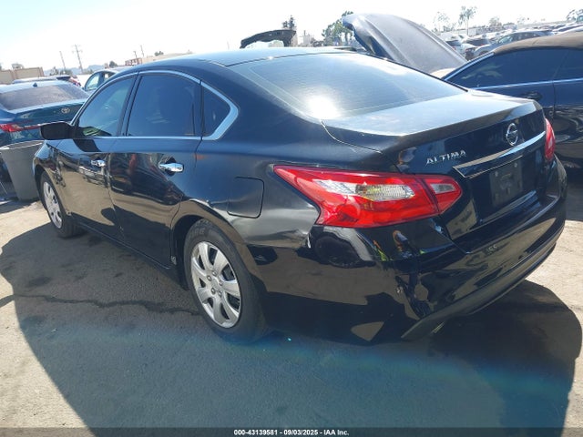 Nissan 2016 2016 1N4AL3AP1GC149136 Image 3