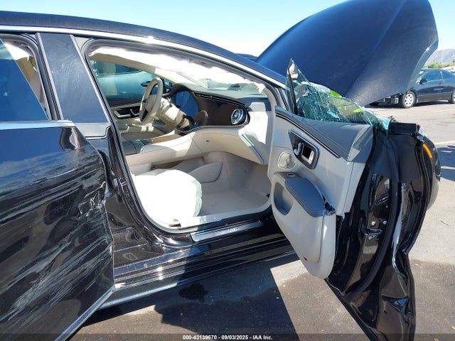 W1KCG4EB3PA034907 Mercedes-Benz ed