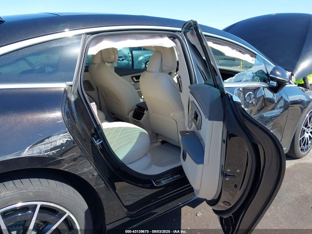W1KCG4EB3PA034907 Mercedes-Benz ed