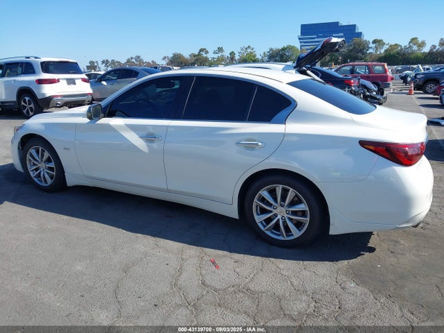 JN1EV7AP8JM591963 Infiniti Q50 3.0t Luxe