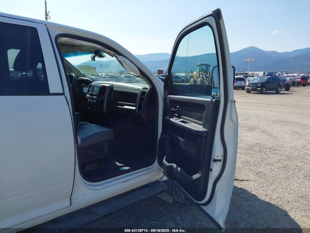 Aukcja sprzedaży 2015 Ram 3500 Tradesman, vin: 3C63R3GL4FG534215, numer aukcji: 43139713