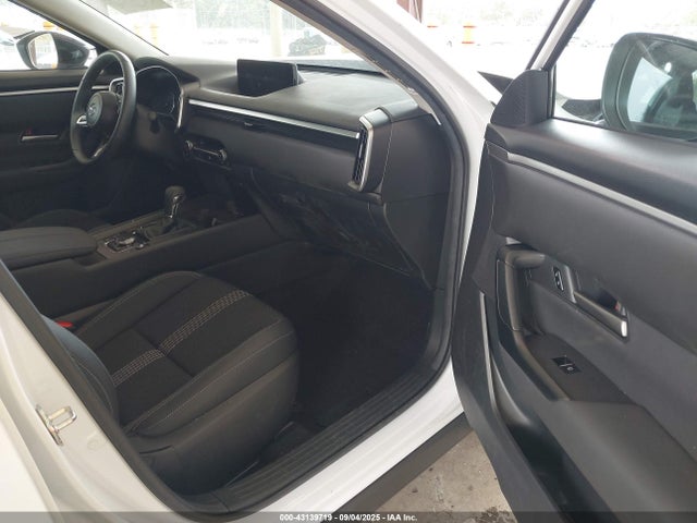 Mazda py 2024 7MMVABBM5RN213511 Image 5