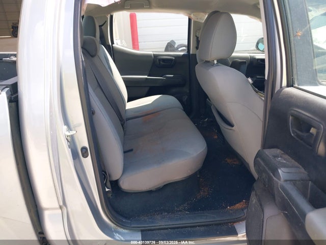 5TFAX5GN4JX126336 Toyota 2tr-fe