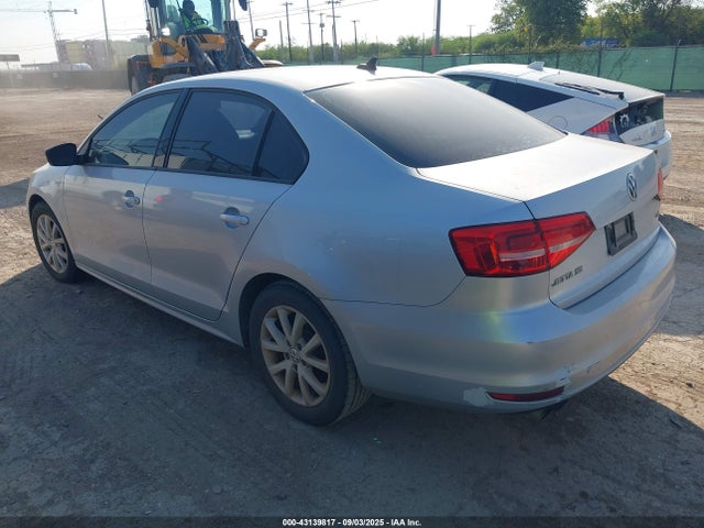 3VWD17AJ1FM294297 Volkswagen 1.8t