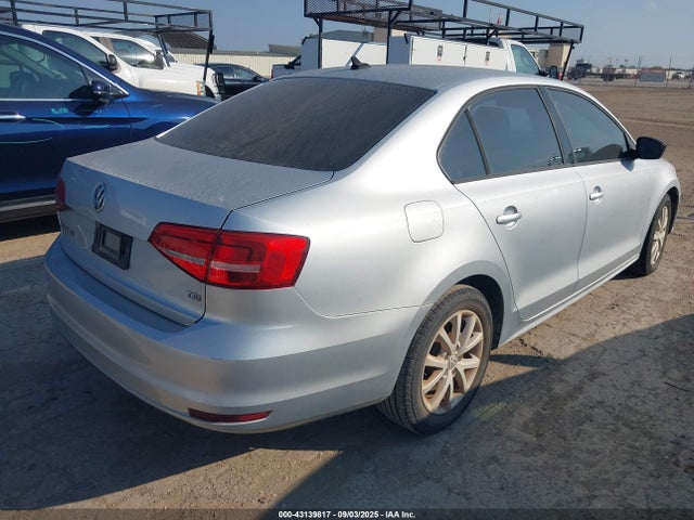 3VWD17AJ1FM294297 Volkswagen 1.8t