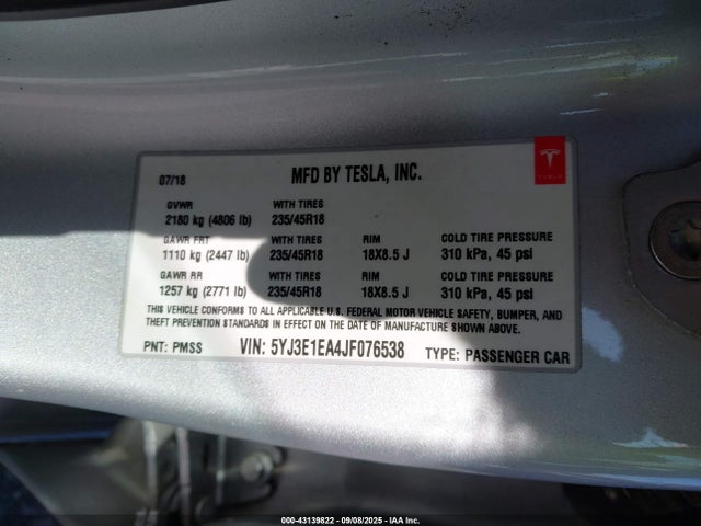 2018 TESLA MODEL 3 5YJ3E1EA4JF076538 Photo 8
