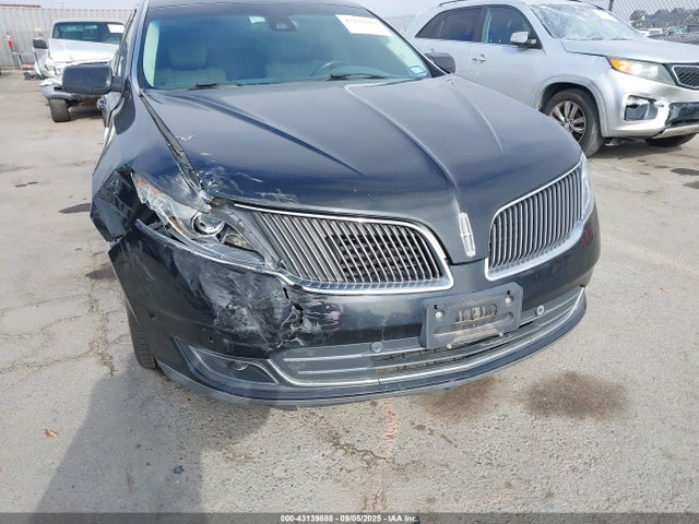 1LNHL9DK5EG602106 Lincoln MKS