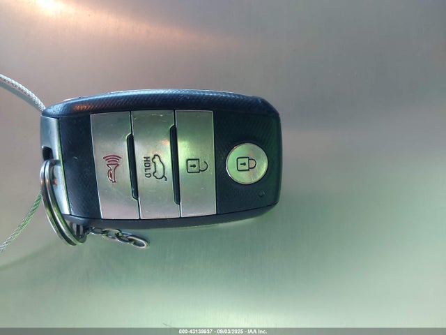 KIA dohc t-gdi 2014 KNDPCCA64E7615305 Image 11
