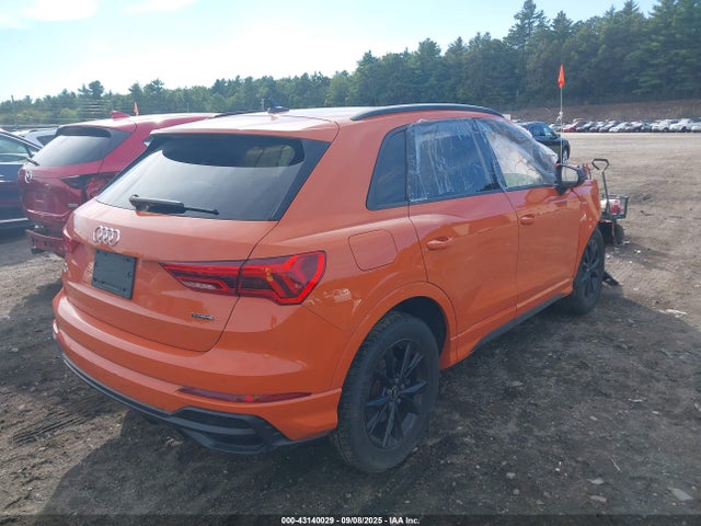 2021 AUDI Q3 WA1DECF37M1131247 Photo 3