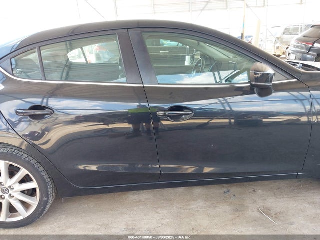 3MZBN1V78HM105476 Mazda Mazda3 Touring