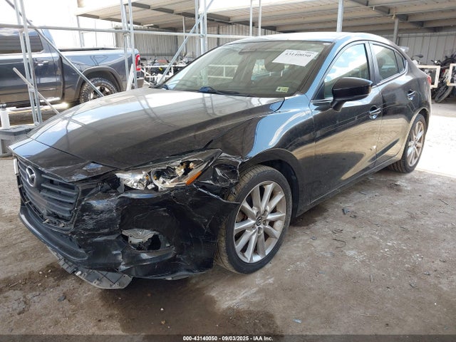 3MZBN1V78HM105476 Mazda Mazda3 Touring