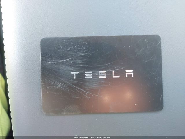 2024 TESLA MODEL Y 7SAYGDEE6RA283917 Photo 10