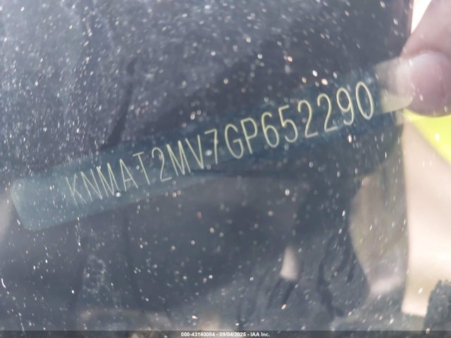Nissan 2016 2016 KNMAT2MV7GP652290 Image 9