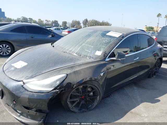 2019 TESLA MODEL 3 5YJ3E1EB6KF384840 Photo 5