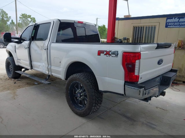 43140173 :رقم المزاد ، 1FT7W2BT5HEE12459 vin ، 2017 Ford F-250 Lariat مزاد بيع