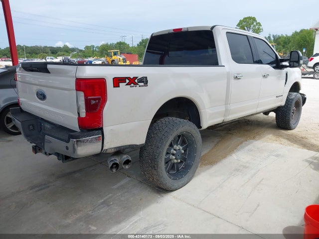 43140173 :رقم المزاد ، 1FT7W2BT5HEE12459 vin ، 2017 Ford F-250 Lariat مزاد بيع