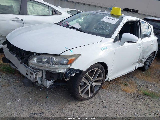 Lexus 2zr-fxe+3jm 2017 JTHKD5BH8H2283405 Image 2