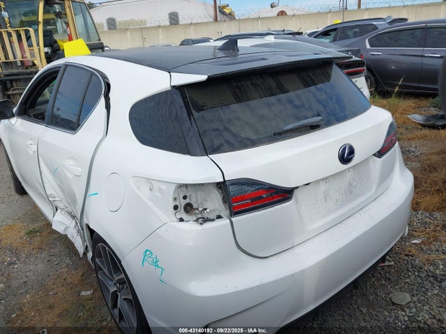 Lexus 2zr-fxe+3jm 2017 JTHKD5BH8H2283405 Image 3