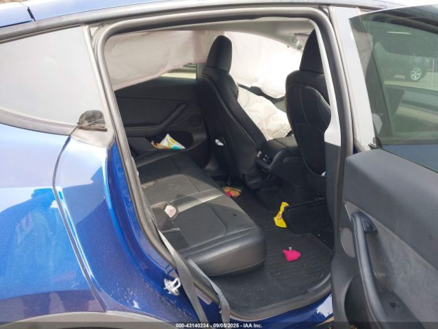 2023 TESLA MODEL Y 7SAYGDEE5PA076268 Photo 7