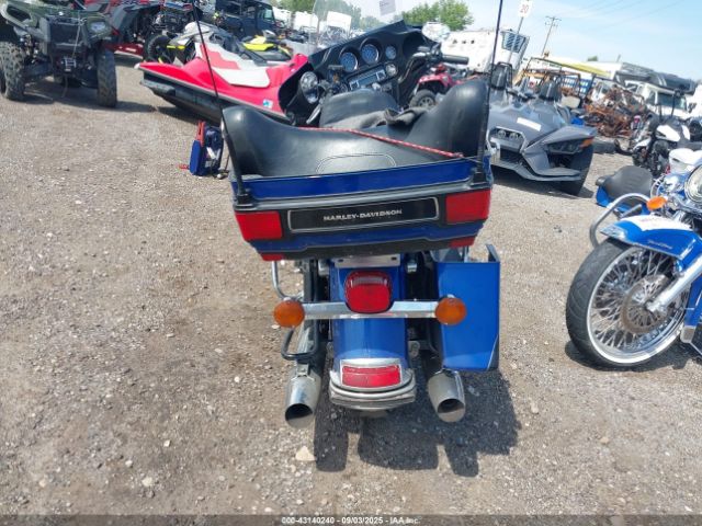 2010 HARLEY-DAVIDSON FLHTK 1HD1KEM18AB648768 Photo 5