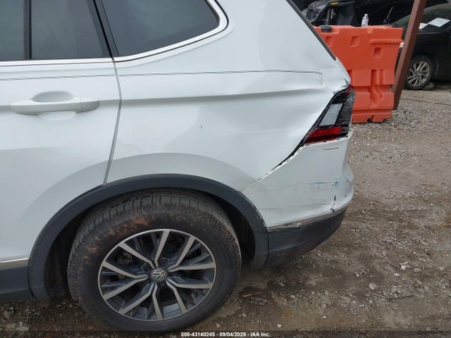 2020 VOLKSWAGEN TIGUAN 3VV2B7AX2LM025105 Photo 5