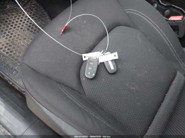 2022 JEEP RENEGADE ZACNJDE13NPN83366 Photo 10