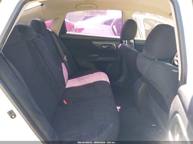 1N4AL3AP0FN326567 Nissan 2015